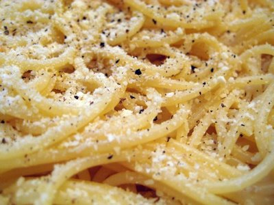 Spaghetti cacio e pepe